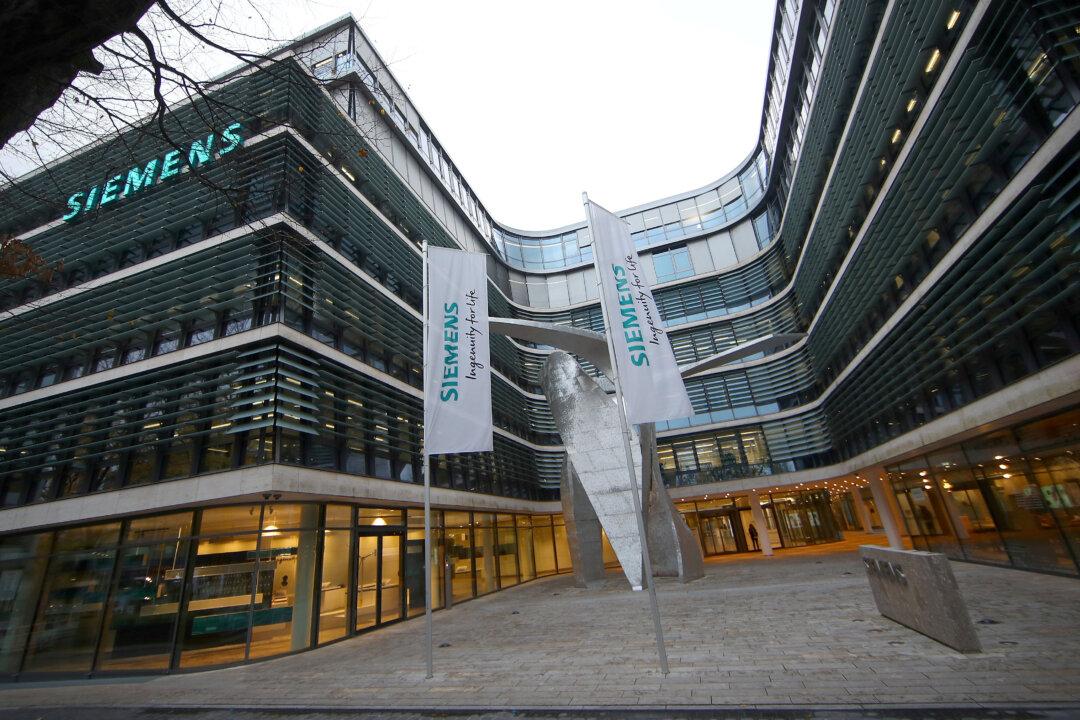 Siemens Denies Report It May Cut 20,000 Jobs