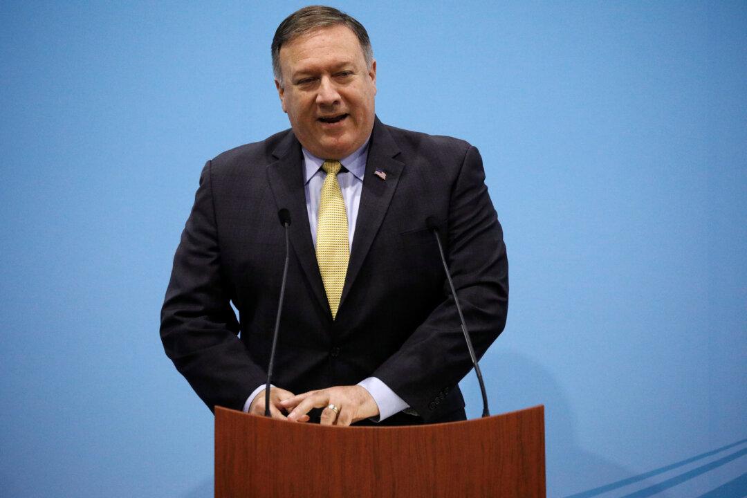Pompeo Decries ‘Abhorrent Ethnic Cleansing’ in Burma on Anniversary