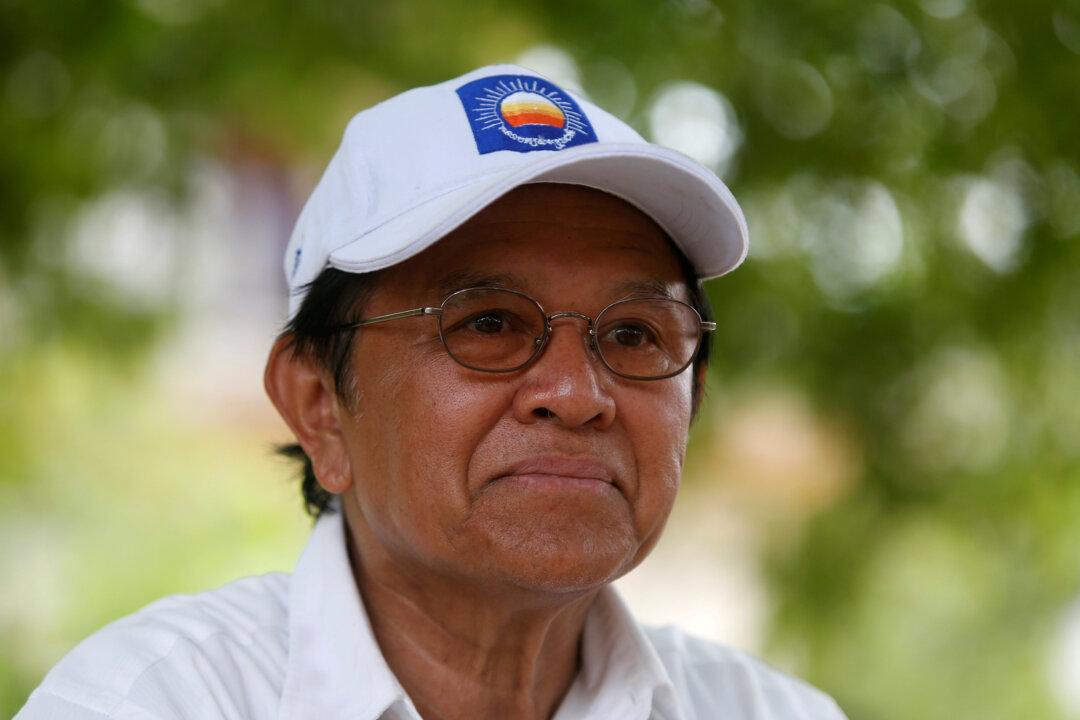 Cambodia Resumes Treason Trial of Former Opposition Leader Accused of US Plot