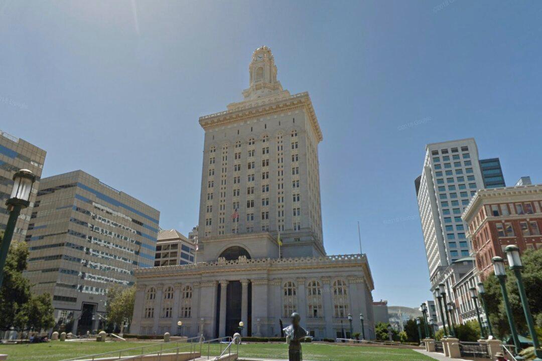 Councilman Will Move Into Tiny Home to Address Homelessness