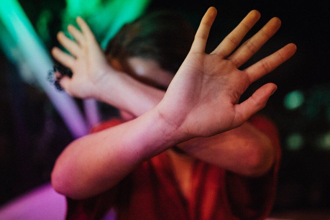 People With Psoriasis Often Face Stigma, Discrimination