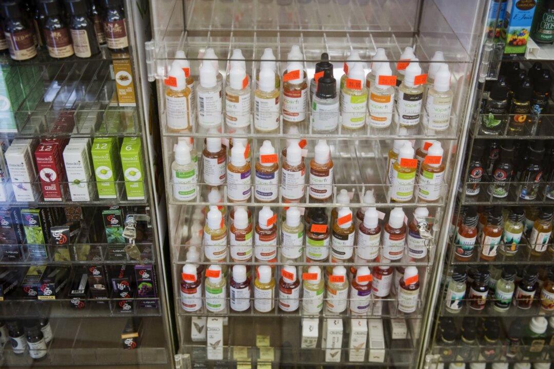 Seventh Person Dies of Vaping-Related Lung Illness as CDC Ramps Up Probe