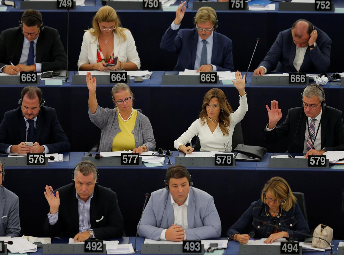 Europe Approves Controversial Copyright Law Opposed by Web Giants
