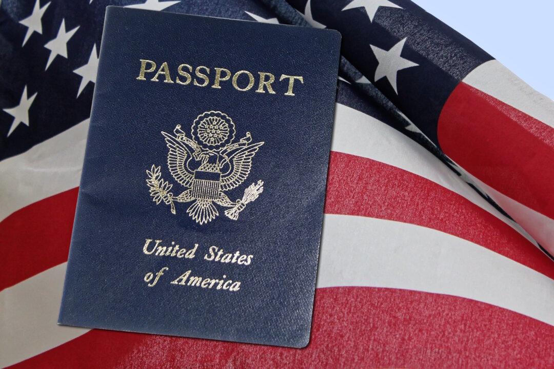 Home-Birthed Kansas Woman With Birth Certificate Denied Passport