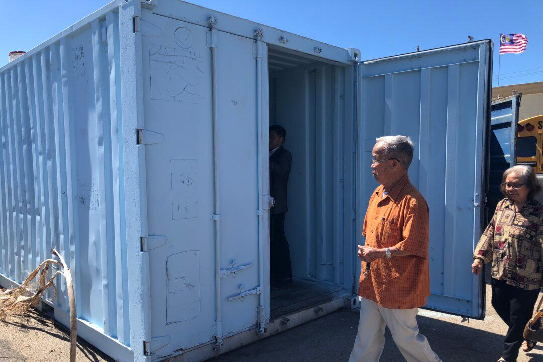 Non-Profits to Use Shipping Containers for Showers for the Homeless