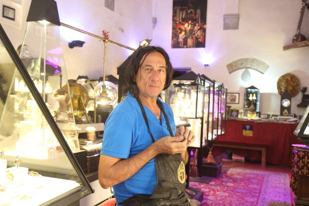 Spirit of Gold: The Heart of Alessandro Dari’s Jewels