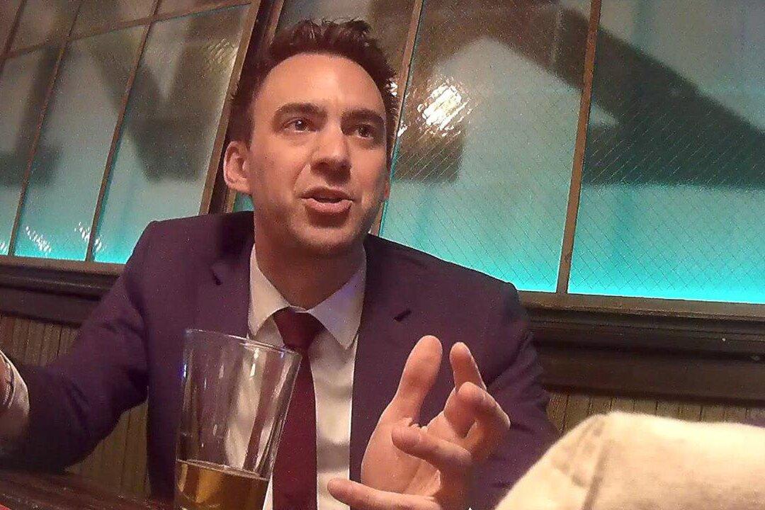 State Department Employee Boasts of Working for Socialist Group on Taxpayer Time
