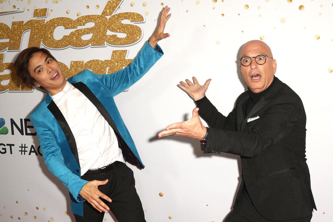 Magician Takes Simon Cowell’s Advice, Wins ‘America’s Got Talent’ Season 13