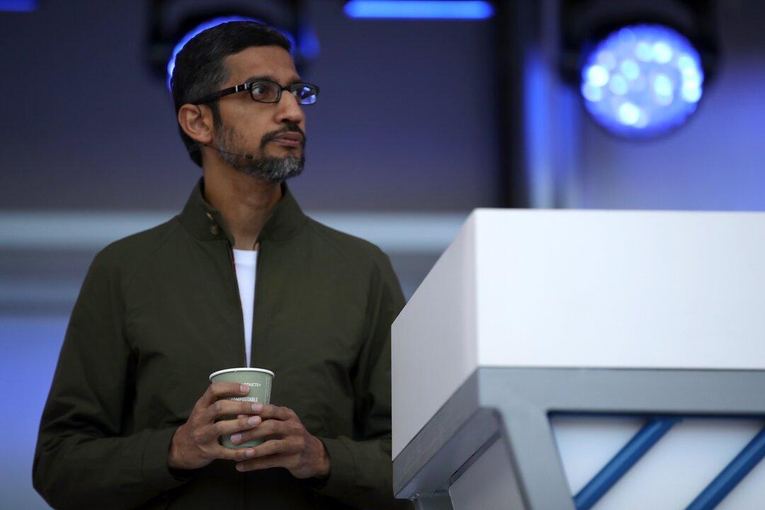 White House Drafts Order to Probe Online Giants for Bias, Antitrust Issues