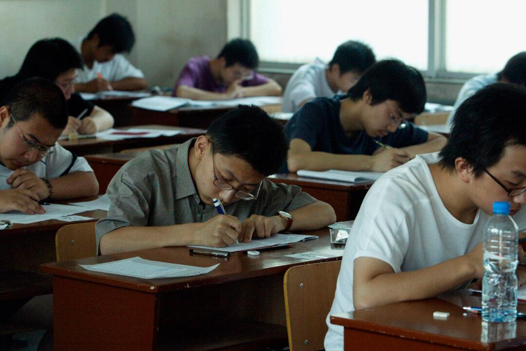 Chinese Professor Gets Fired for Advocating Constitutionalism