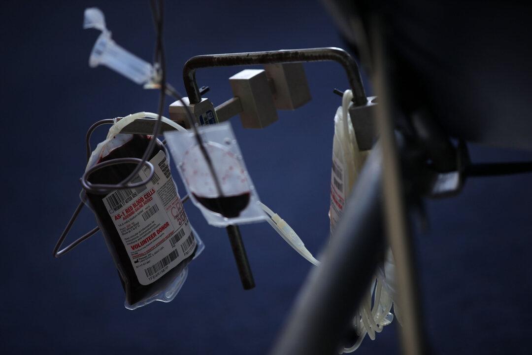 UK Contaminated-Blood Survivors Demand Answers About Scandal That Killed Thousands