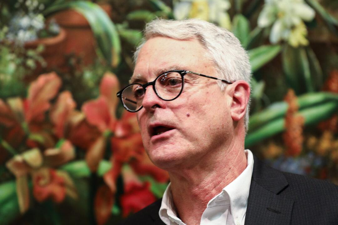 Most Americans Give Generously to Help Others, Survey Shows