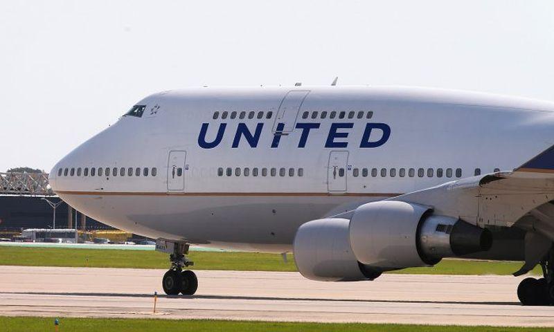 United Airlines Pilots Accept Deal to Avert 2,850 Furloughs