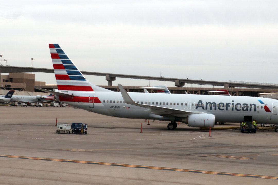Drunk Airline Worker Falls Asleep in Cargo Hold, Gets Flown to Another City