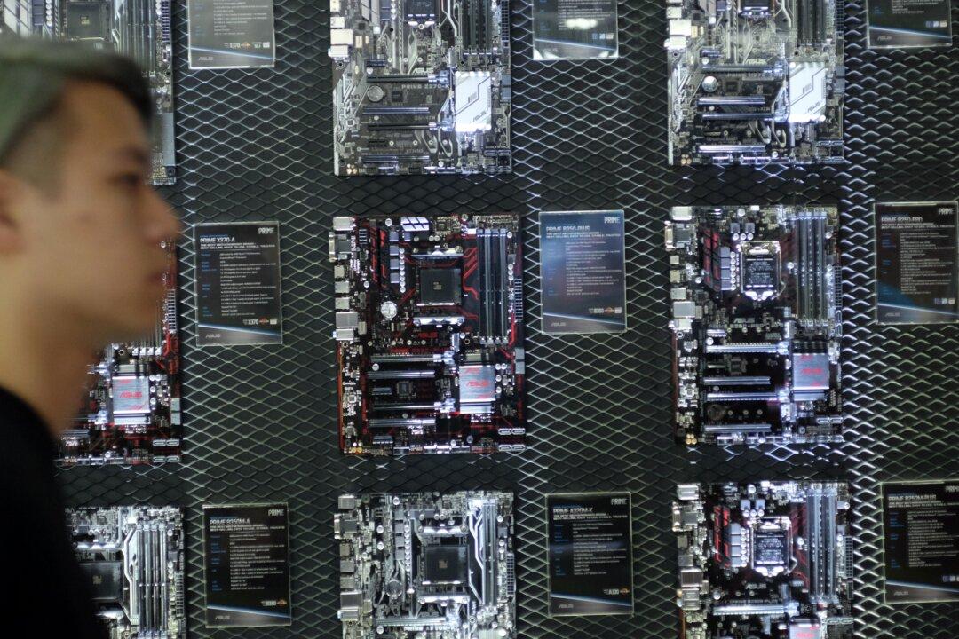 Spy Chip Revelations Put Pressure on Taiwan-Based Tech Manufacturers to Exit China