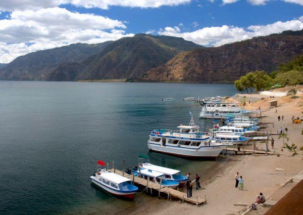 The lakeshore village of Panajachel on Lake Atitlan. (Greg Willis/Wikimedia Commons)