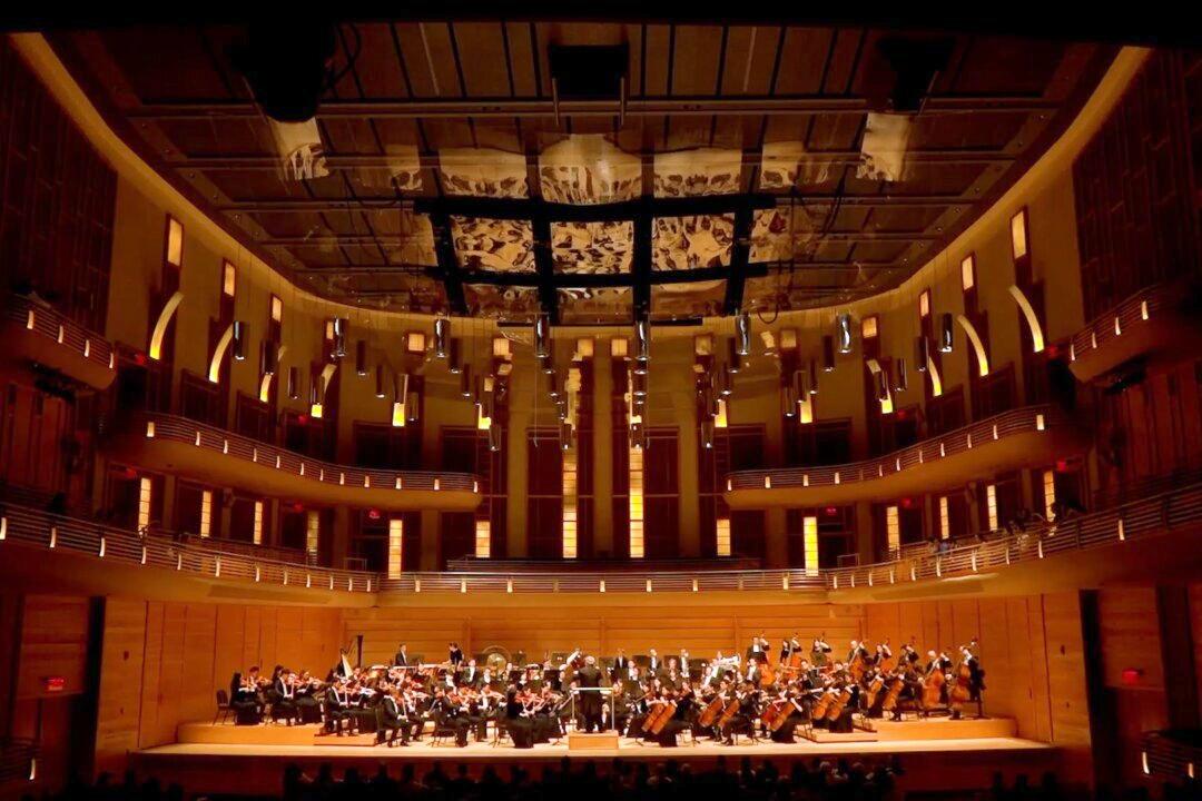 Bethesda Audience Amazed by the Vivid Storytelling of Shen Yun Symphony Orchestra