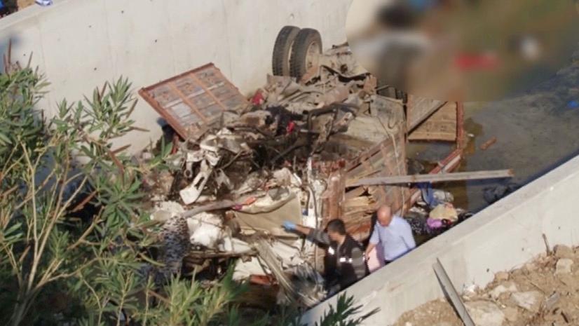19 Killed as Truck Carrying Illegal Immigrants Crashes in Turkey