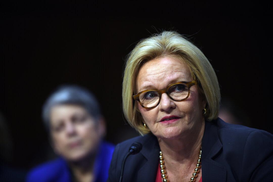 Sen. McCaskill Hides Contributions From Planned Parenthood From Voters, Staff Says