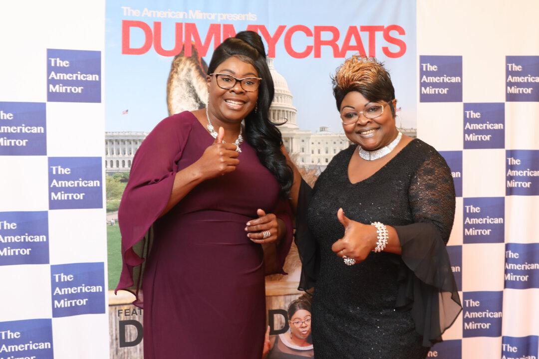 Social Media Stars Diamond and Silk Go to Big Screen for the Midterms