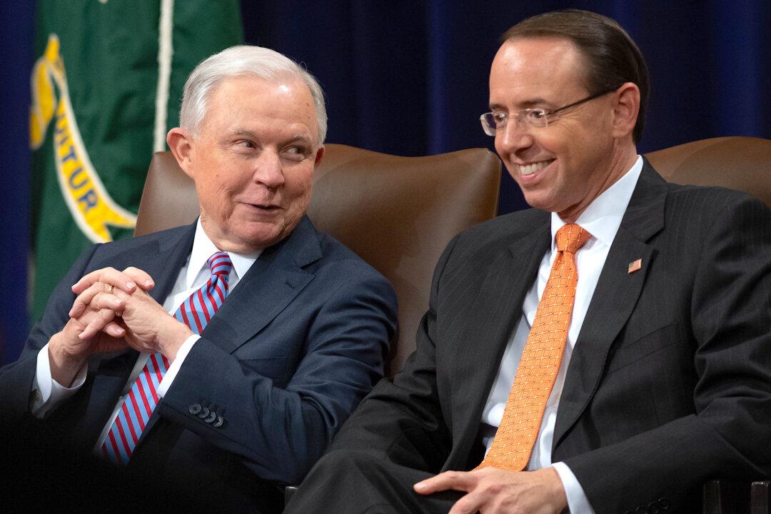 Second Trump-Era Leaker Sentenced to Prison