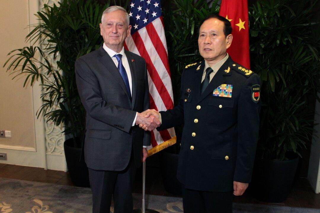 Mattis Seeks More Resilient US Ties With China’s Military