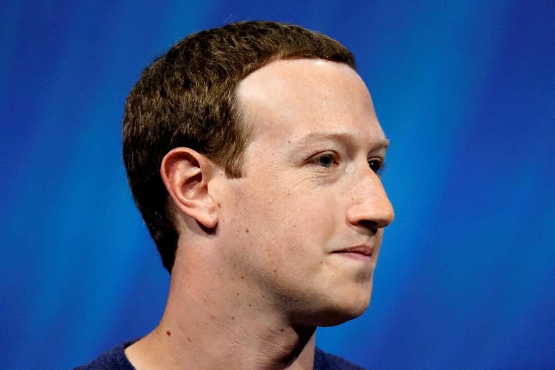 Facebook’s Mark Zuckerberg Says Trump Didn’t Lobby Him During Private Dinner