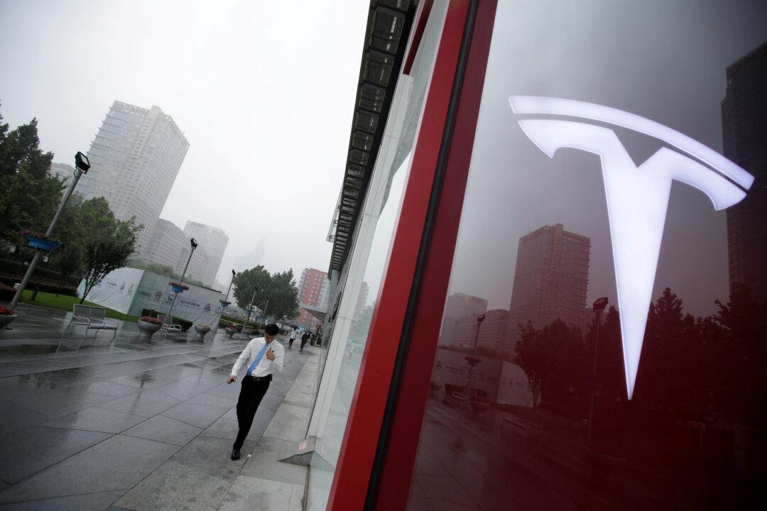 Tesla Cancels Three Online Hiring Events in China: Can CCP Revive Confidence Among Foreign Companies?