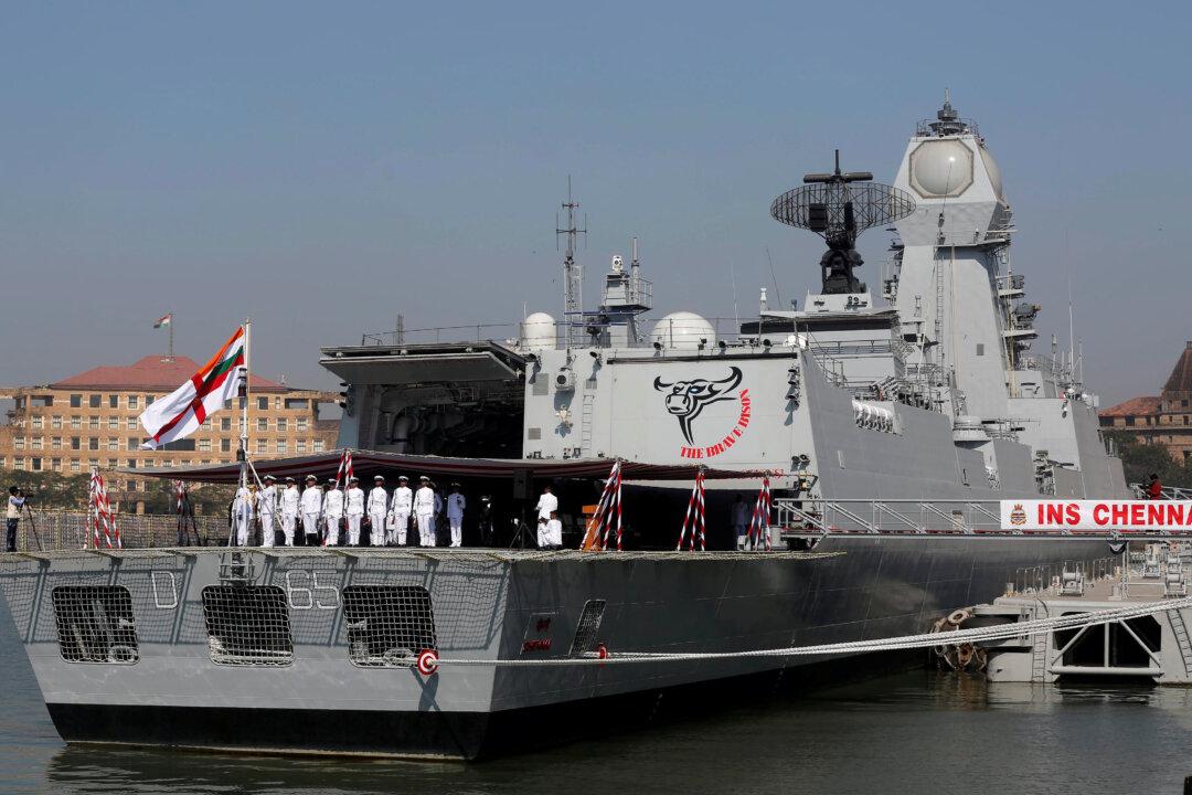 Japan, India Negotiating Military Logistics Pact in Tightening of Ties