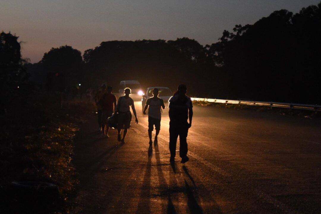 Migrant Caravan Includes Gang Members or Criminals, Homeland Security Confirms