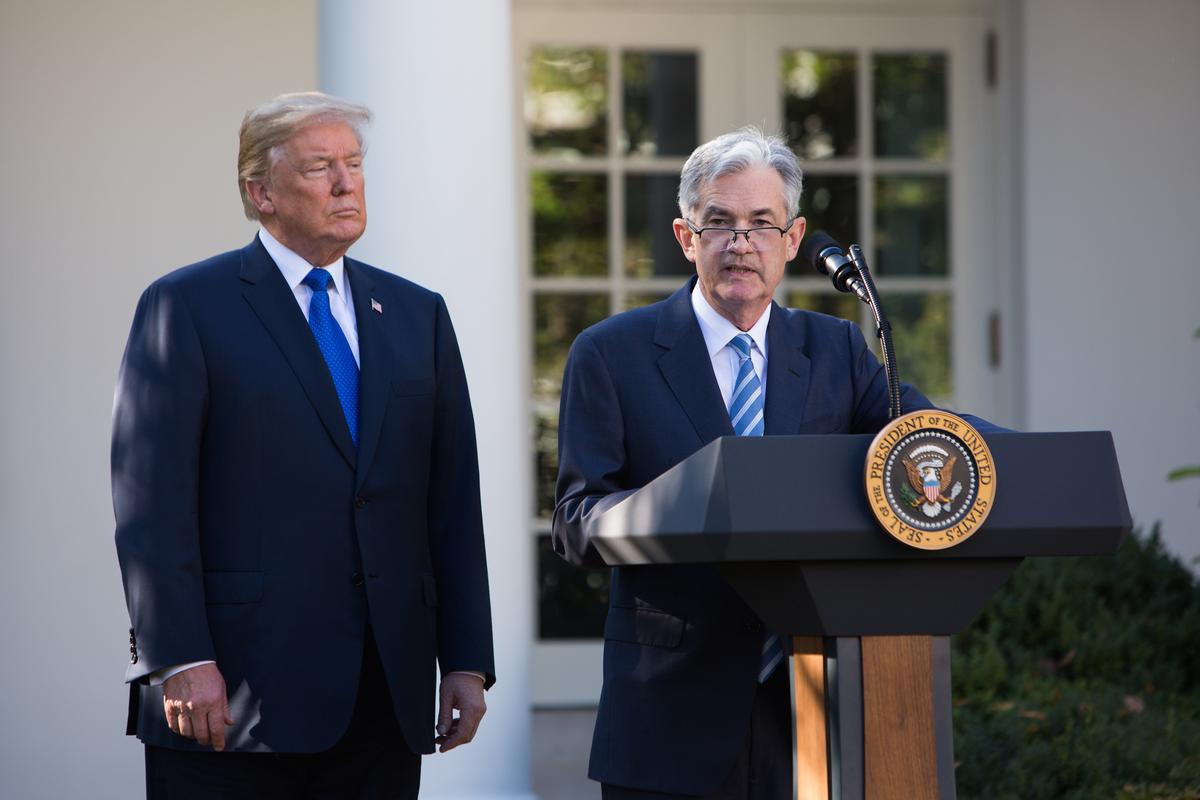 Trump Warns Fed Ahead of Key Policy Meeting