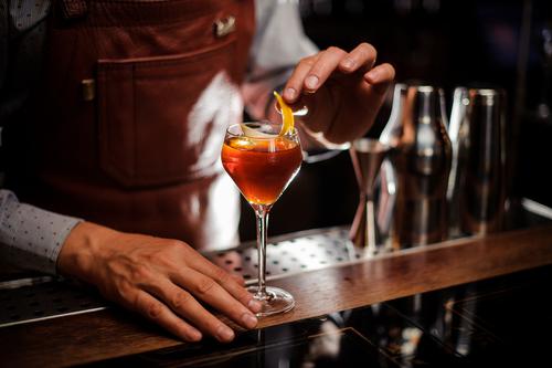 Bars Around the World Go Green, Drawing in Eco-Conscious Consumers
