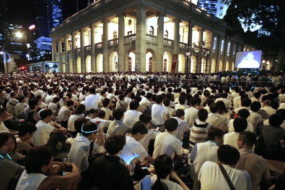 Advocate for Hong Kong Warns US Legislators: City’s Freedom at Risk