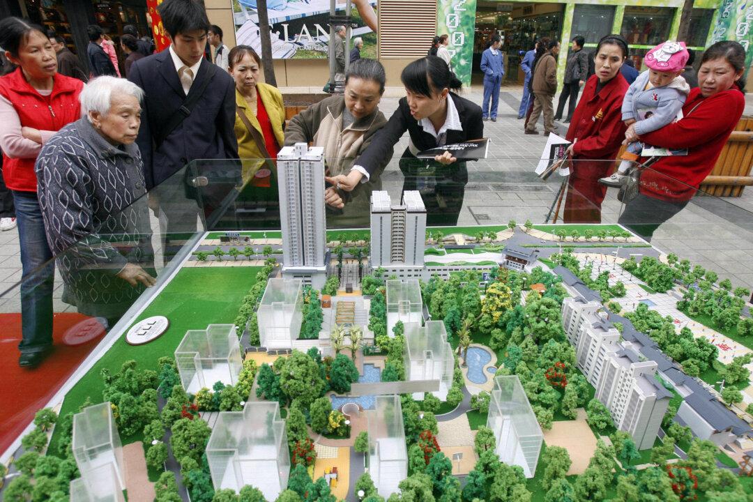 Bank Run in Southwestern Chinese City Could Signal a Broader Financial Crisis