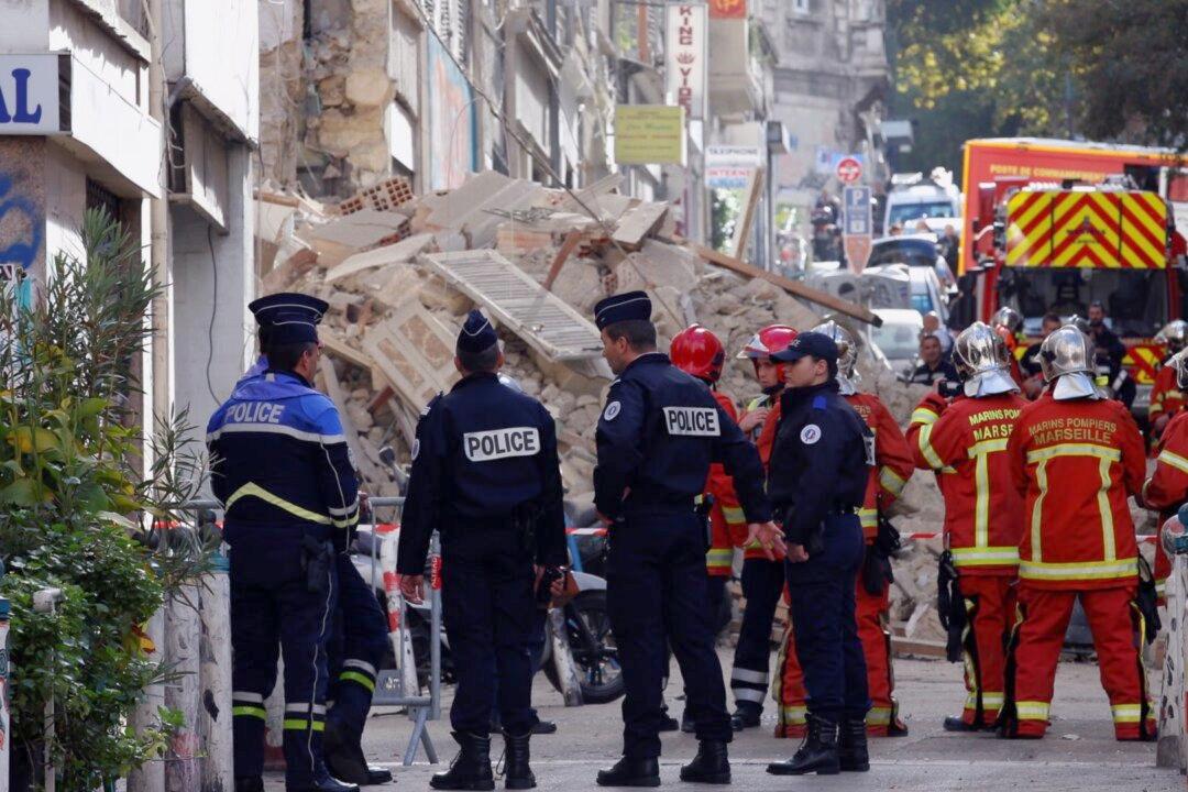 Sixth Body Found Under Collapsed Buildings in French City of Marseille
