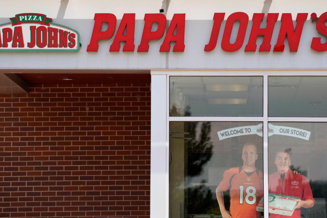 Papa John’s New Advertising Blitz Helps North America Restaurant Sales