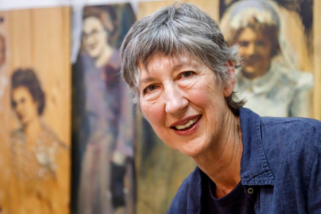 War Bride Portraits Capture ‘Strength, Frailty’ of Women Who Left Home for Love