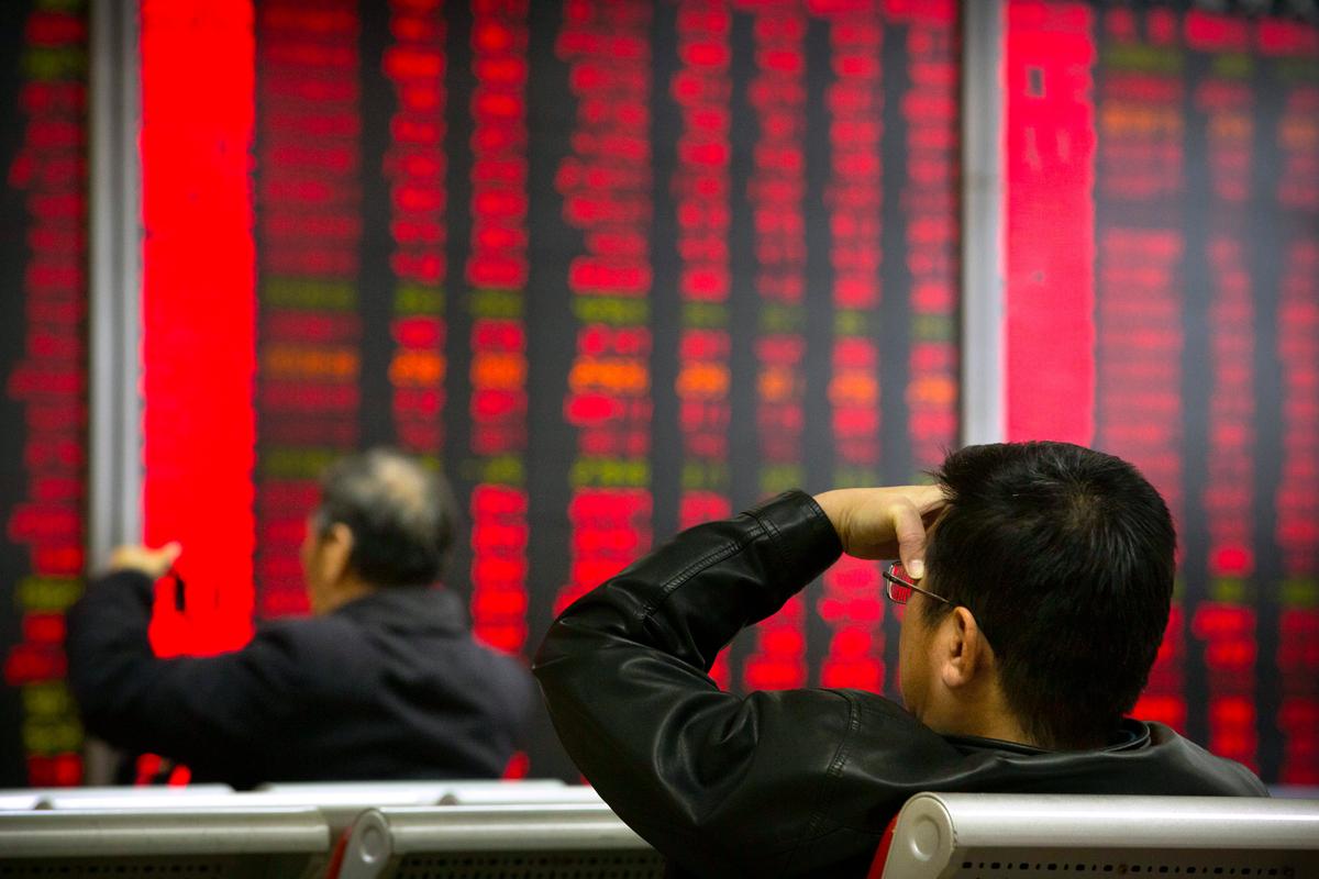 Death of Chinese Tycoon Xie Triggers Selling in Firms He Controlled