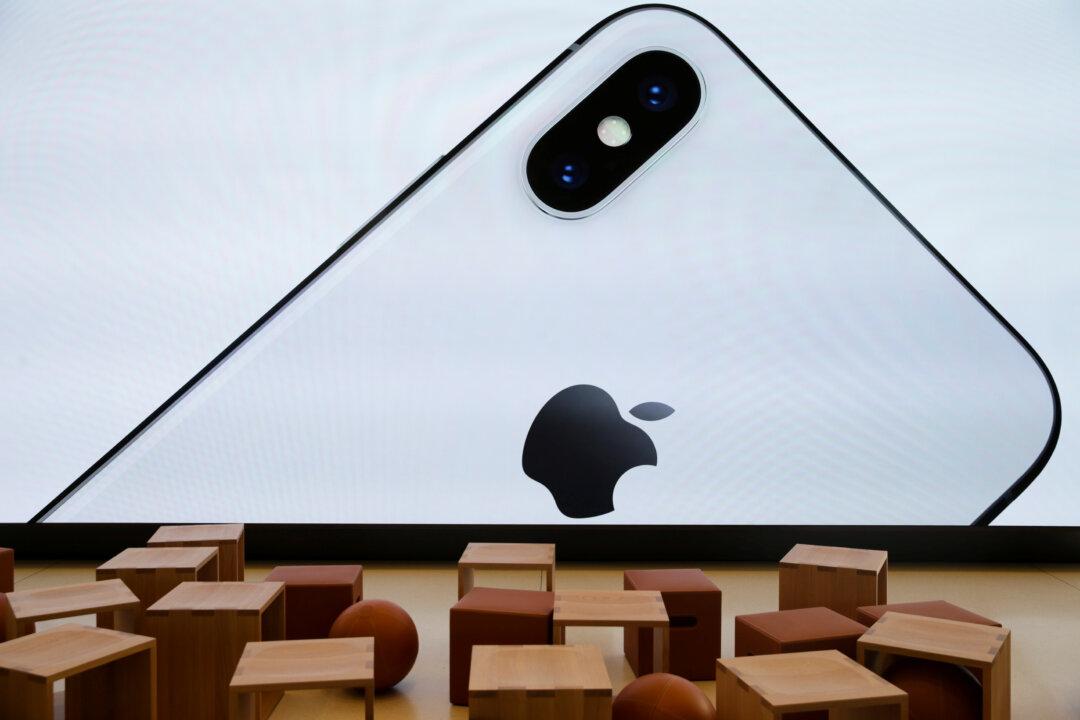 Apple Finds Quality Problems in iPhone X and MacBook Models