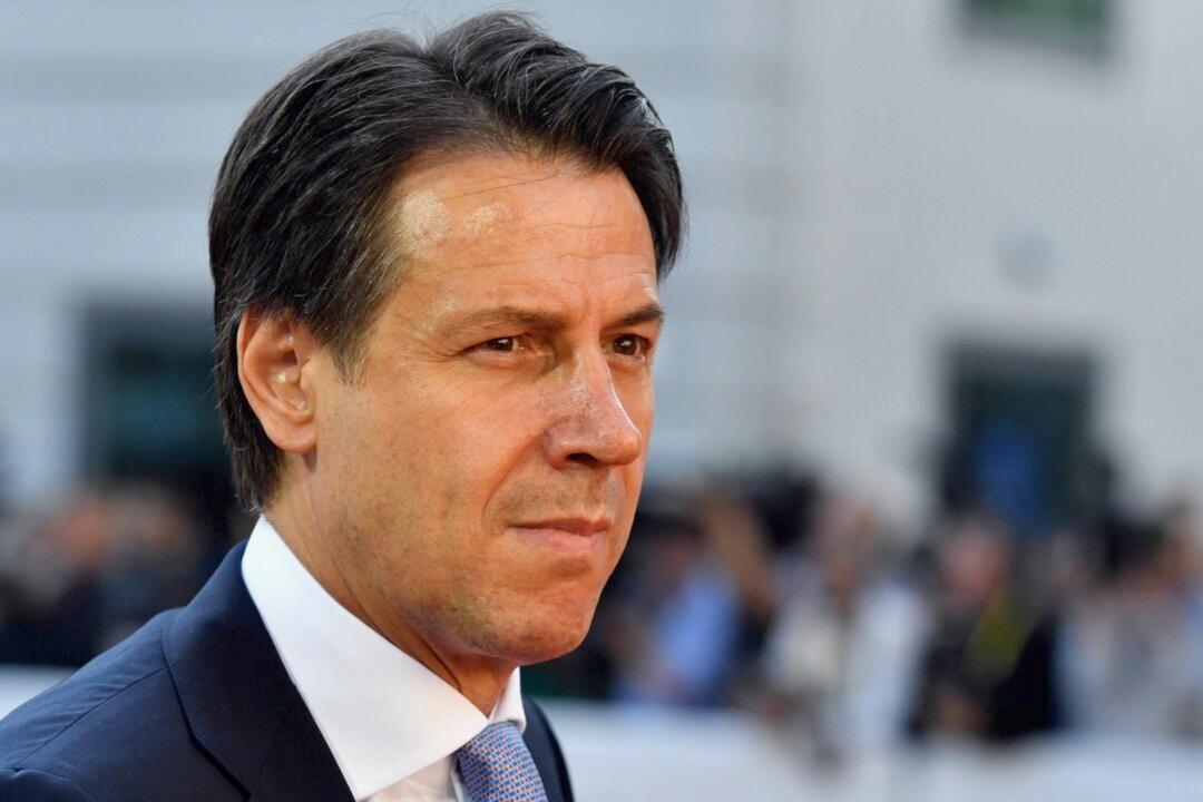 Leaders Meet in Italy to Find Settlement in Libya