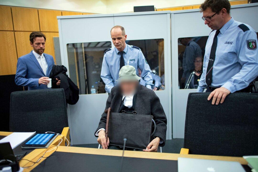 Former Death-Camp Guard Tells German Court He Was Never a Nazi