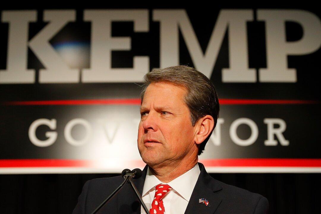 Hollywood Actors, Actresses Threaten Boycott of Georgia After Kemp Defeats Abrams