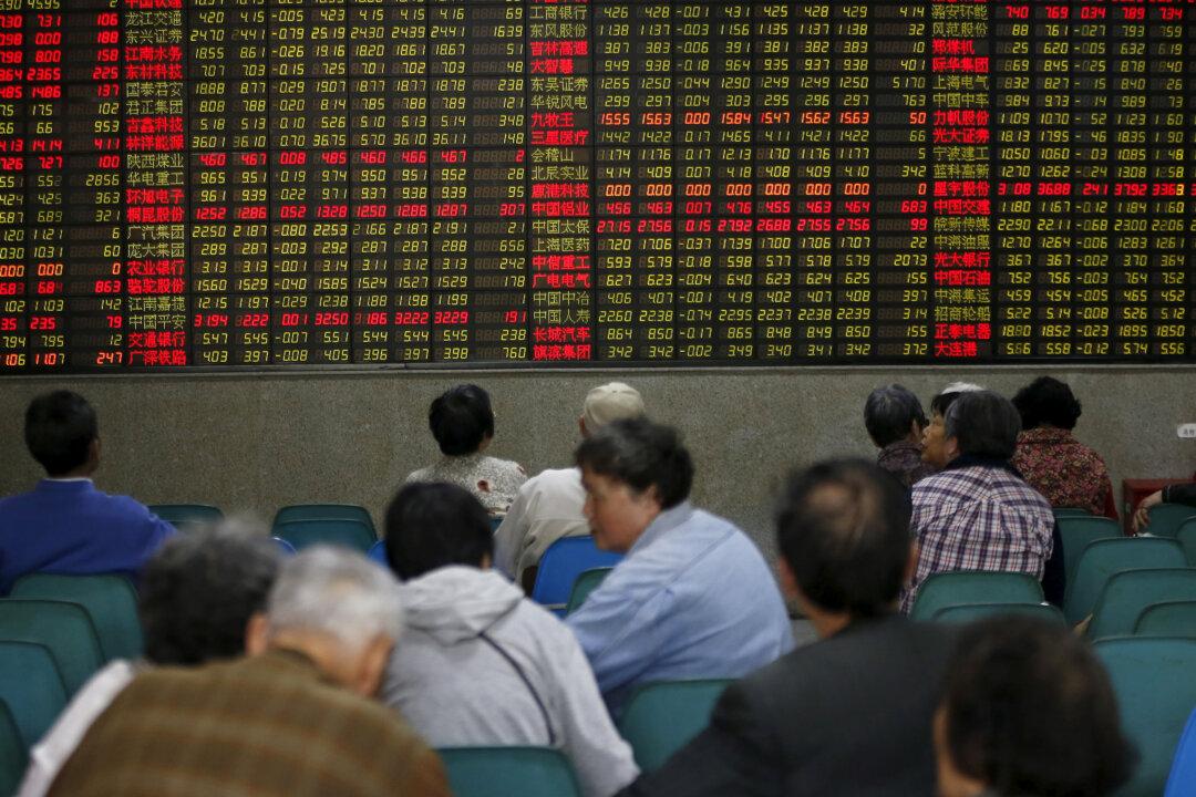 China Investors Dump Stocks Over Write-Down Fears