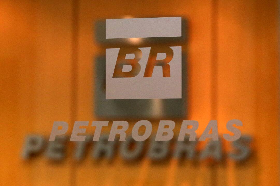 Petrobras Rejects Latest Eig-Backed Bid for Oilfields: Sources