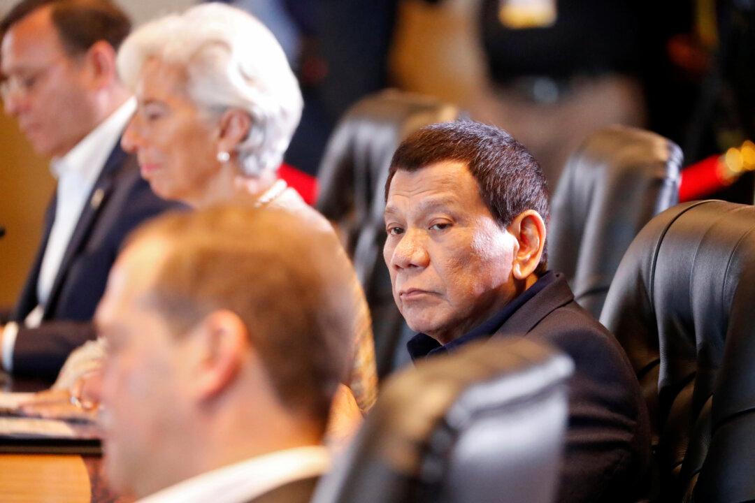 Philippine Senators Ask Duterte to Disclose China Energy Plan