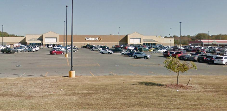 Man, Woman Dead, 2 Officers Injured in Alabama Walmart Shooting