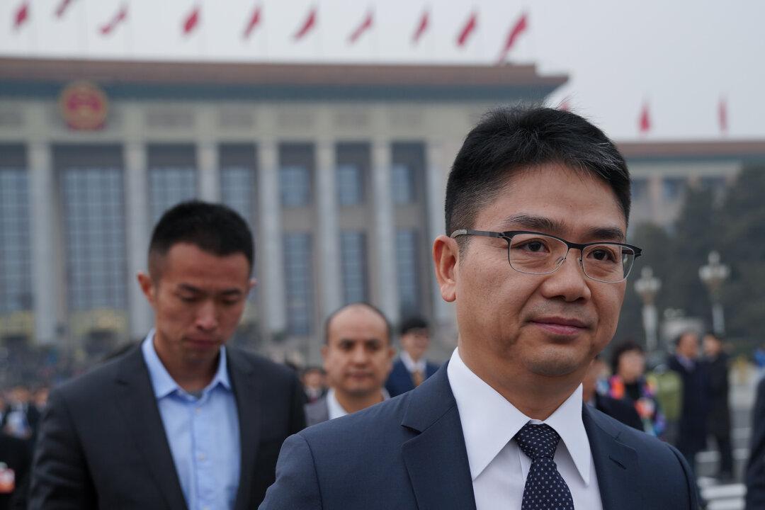 Rape Case Prosecutor: Chinese Billionaire’s Wealth Irrelevant