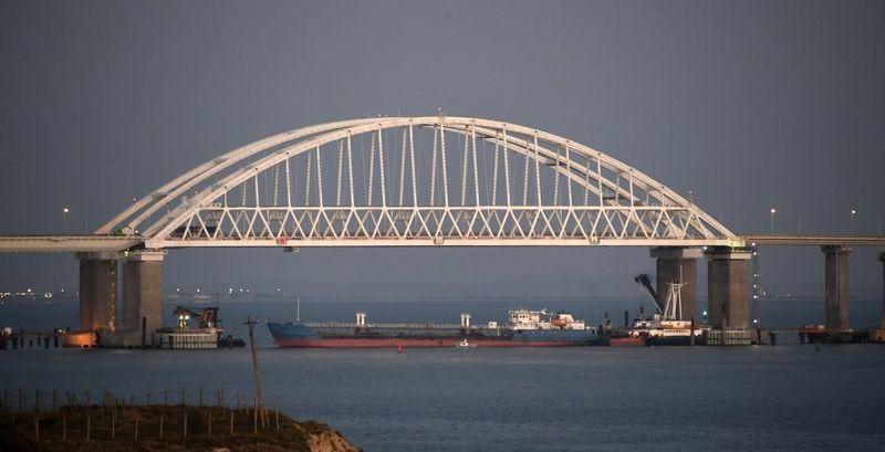 Ukraine Accuses Russia of Firing on and Seizing Its Naval Ships