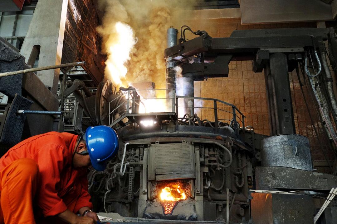 China Steel Mills Brace for Hard Times