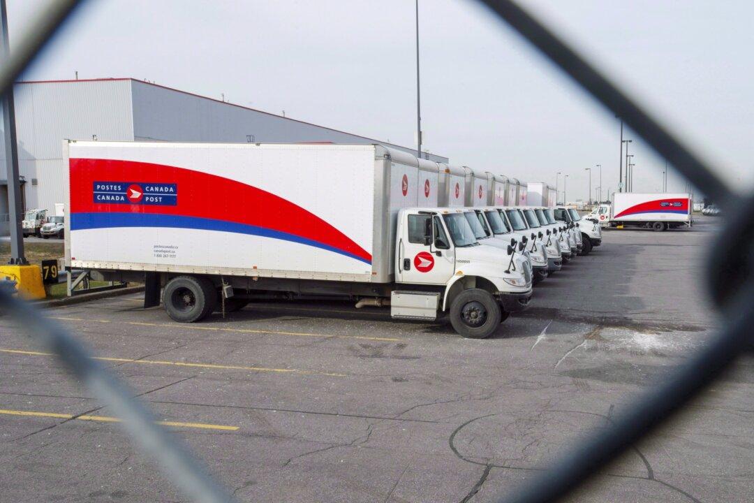 Business Group Pleased With Back-to-Work Legislation for Postal Workers